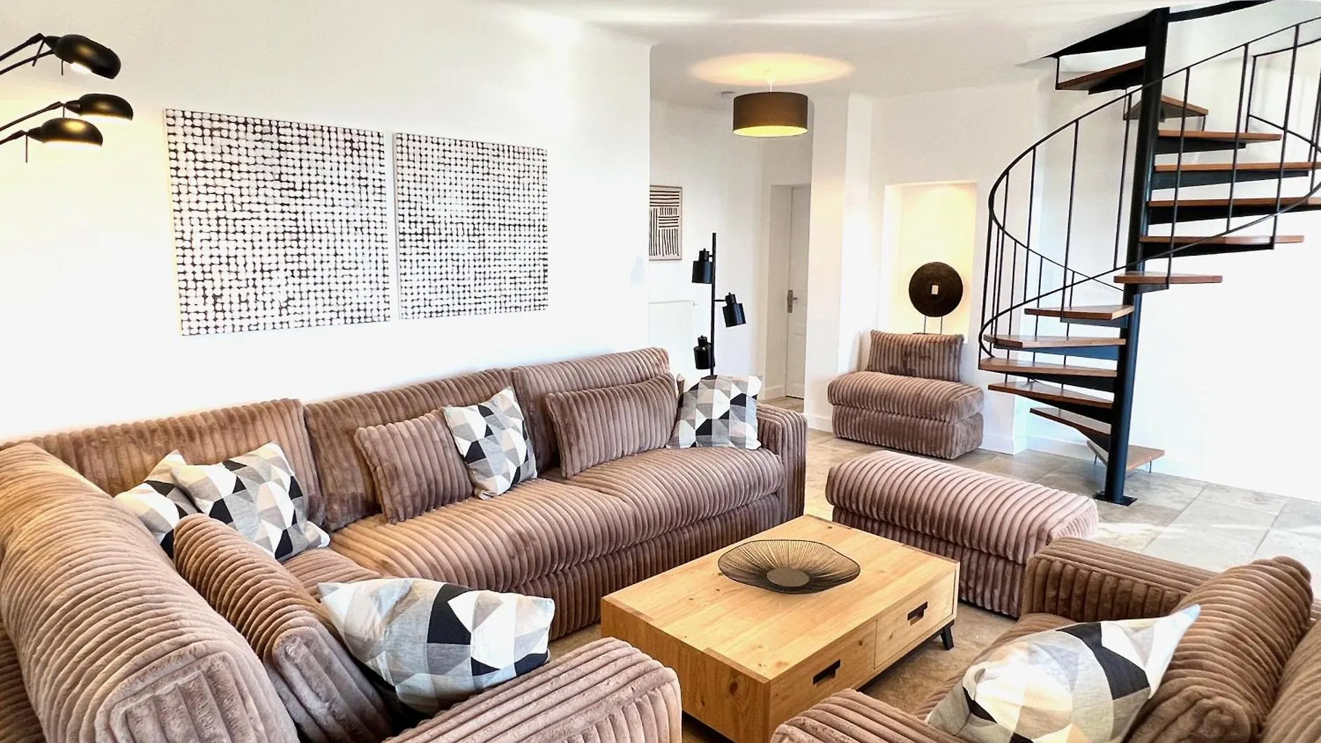 הוילה Roussillon en Isere Provence Living 0*,  צרפת