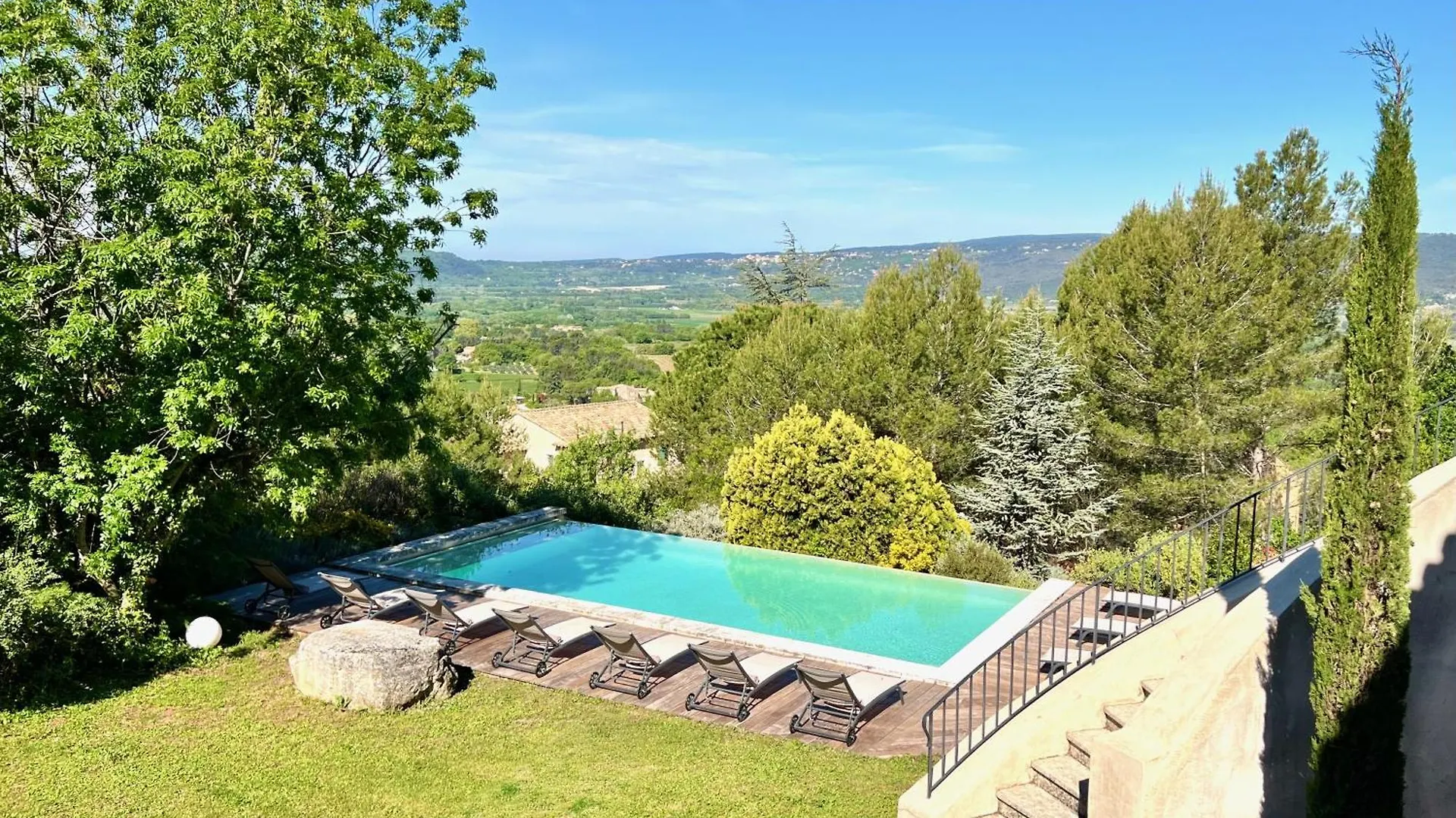 הוילה Roussillon en Isere Provence Living 0*,