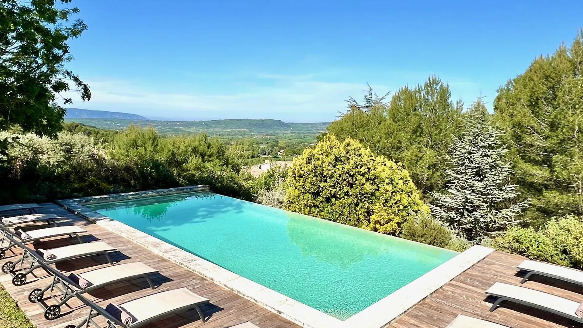 הוילה Roussillon en Isere Provence Living 0*,  צרפת